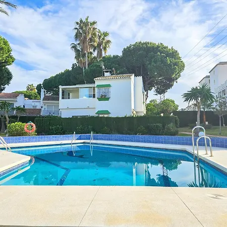 Сasa de vacaciones Two Bed House In Calahonda Just 1km To The MIJAS COSTA