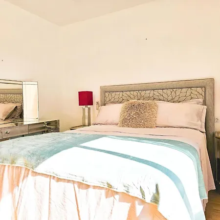 Сasa de vacaciones Two Bed House In Calahonda Just 1km To The MIJAS COSTA
